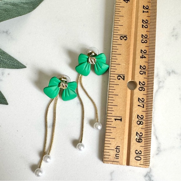 2/$30🌵 Green Bow Earrings Gold Pearl Tassel Fringe Fairy Kawaii Jewelry NEW - Picture 9 of 11